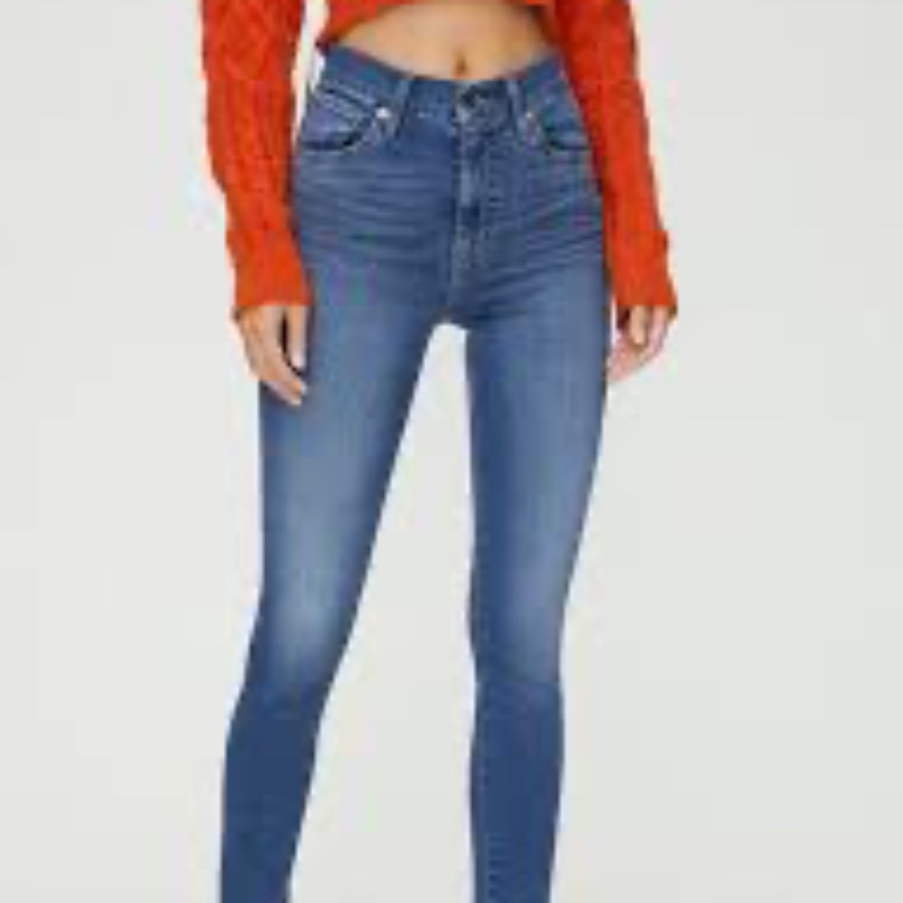 Aritzia Levi’s mile high super skinny size 28